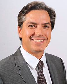 dr tirso lara 231x290 1