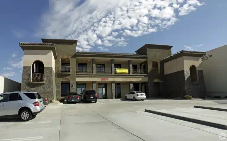 18064 Wika Rd Apple Valley CA Primary Photo 1 LargeHighDefinition 768x478