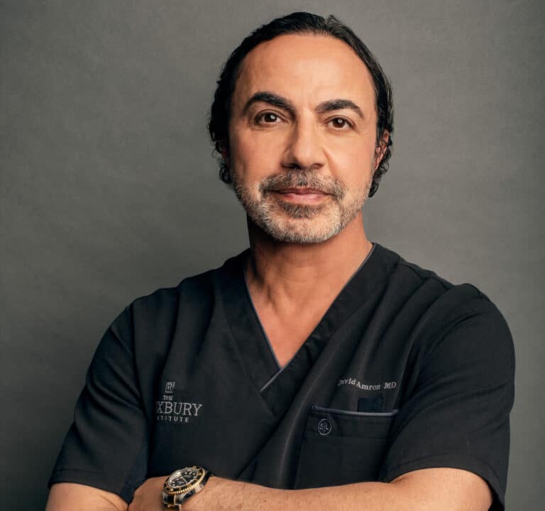 1609975243 1608674178 meet dr amron2 768x720