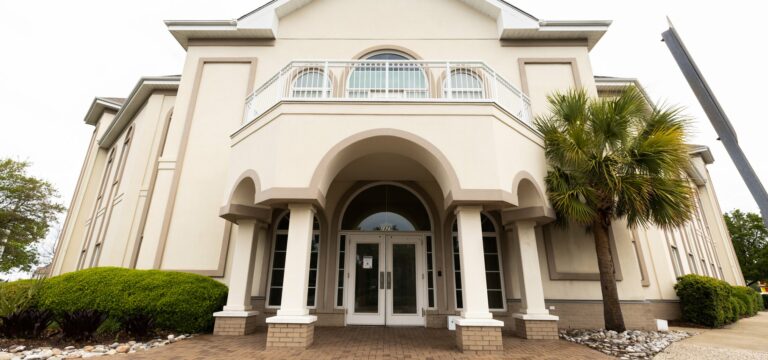 office 05 768x360